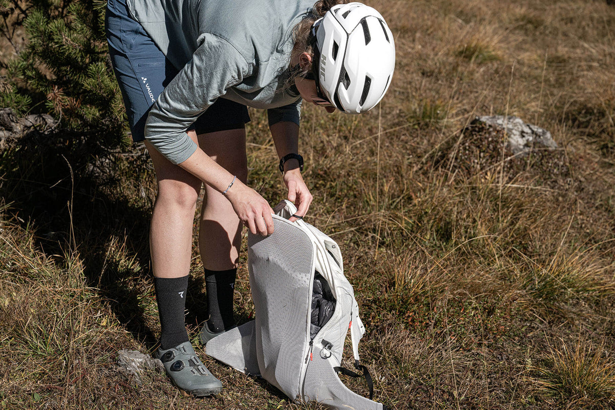 TOURING BACKPACK / 02
