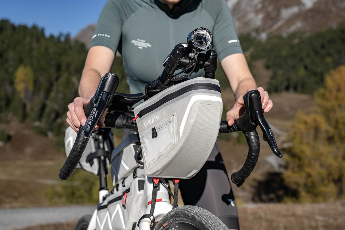 HANDLE BAR AERO BAG / 02 - Lenkertasche