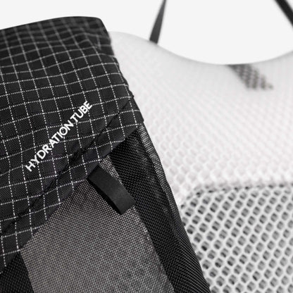 Race-Backpack-02_Hydration Tube