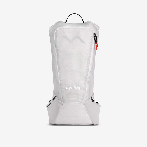 RACE BACKPACK / 02 – Dein ultraleichter Rennbegleiter