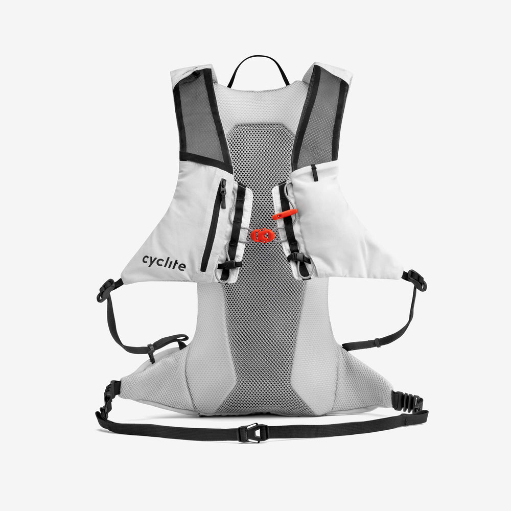 RACE BACKPACK / 02 – Dein ultraleichter Rennbegleiter | CYCLITE