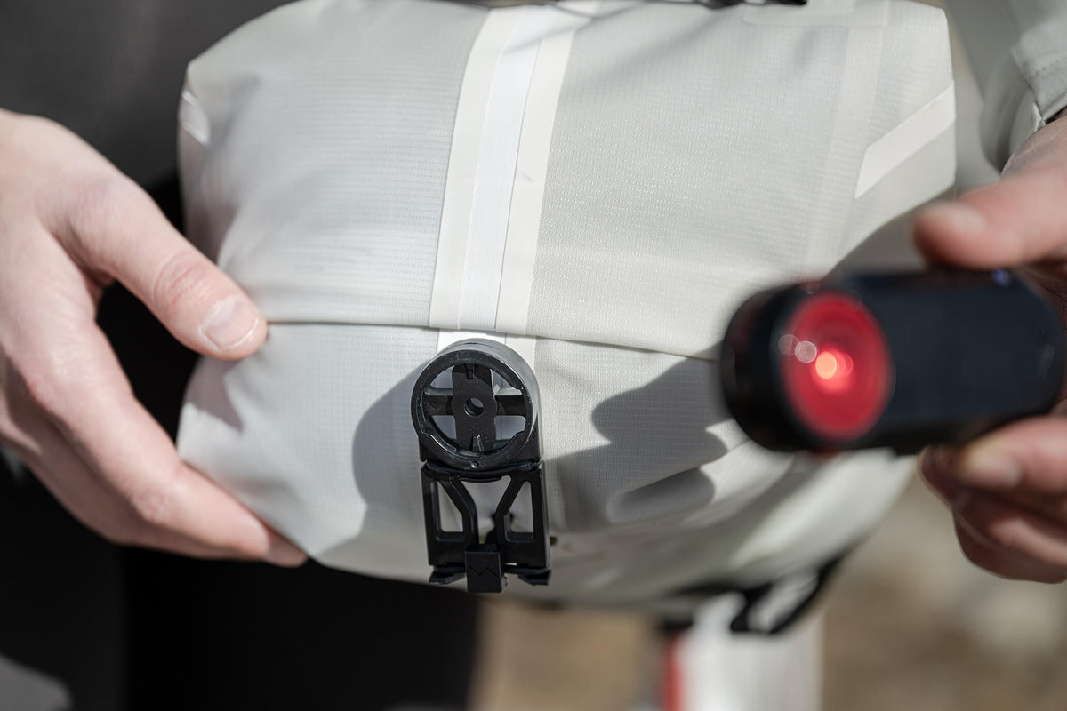 RADAR MOUNT / 02